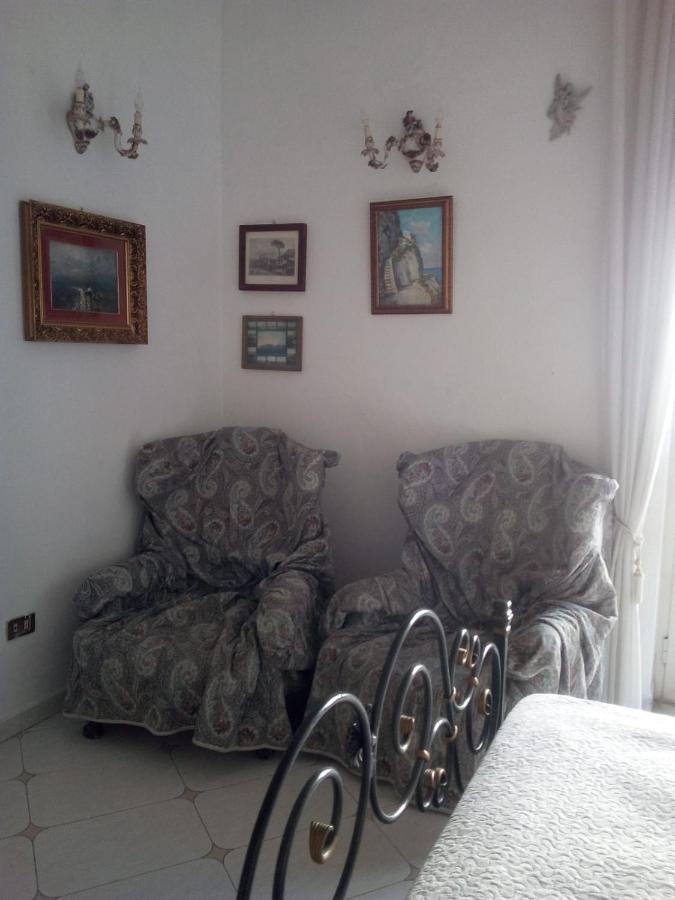 مبيت وإفطار نابولي Gran Relais De Charme A.Rosbenmar المظهر الخارجي الصورة